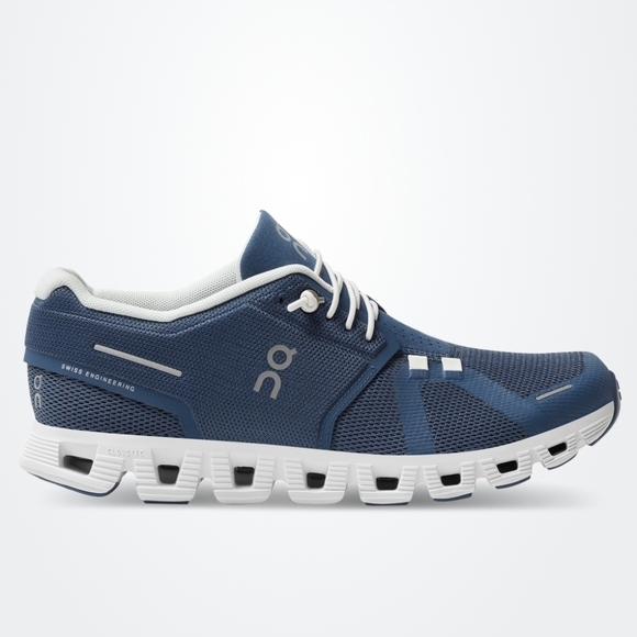 On Running Shoes - On Running "Cloud 5" Athletic Shoe Sneaker Navy Blue White | Women's Size 9